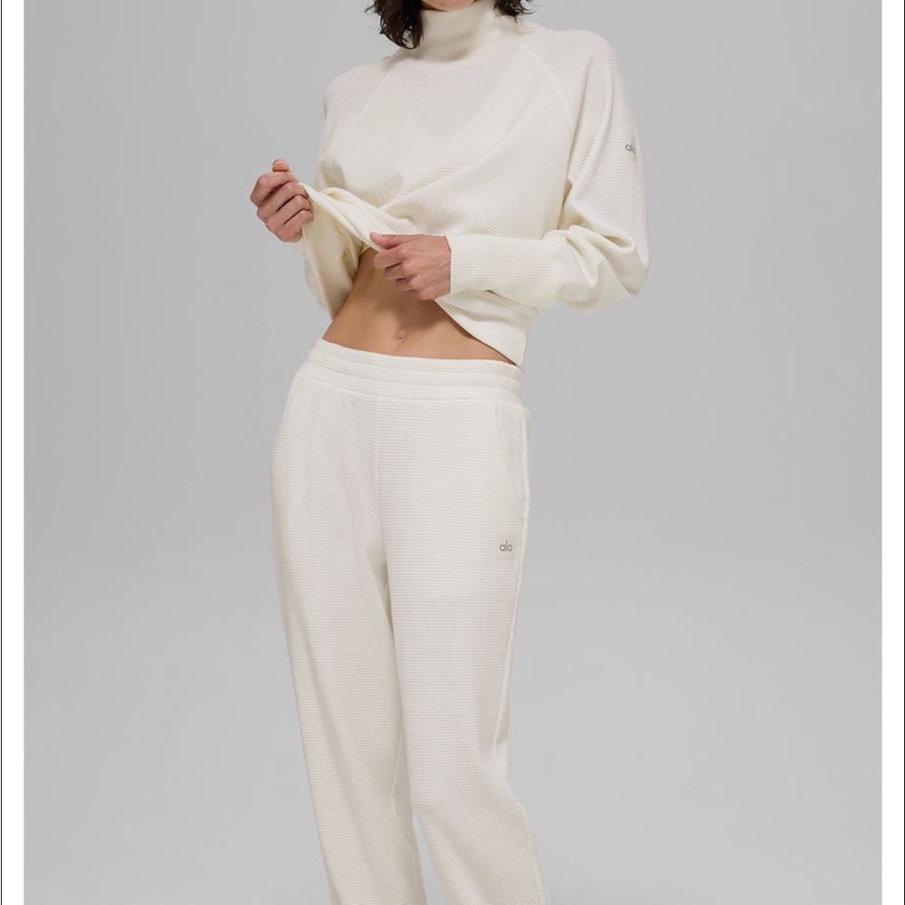 ALO Yoga Cream Waffle Knit Set